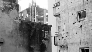 Vue d'un balcon, Beyrouth. Élodie Lavallée-Davis, novembre 2019.